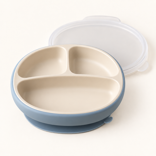 Skinkfine Three-Section Suction Plate with Lid – Blue and Cream Mealtime Dish